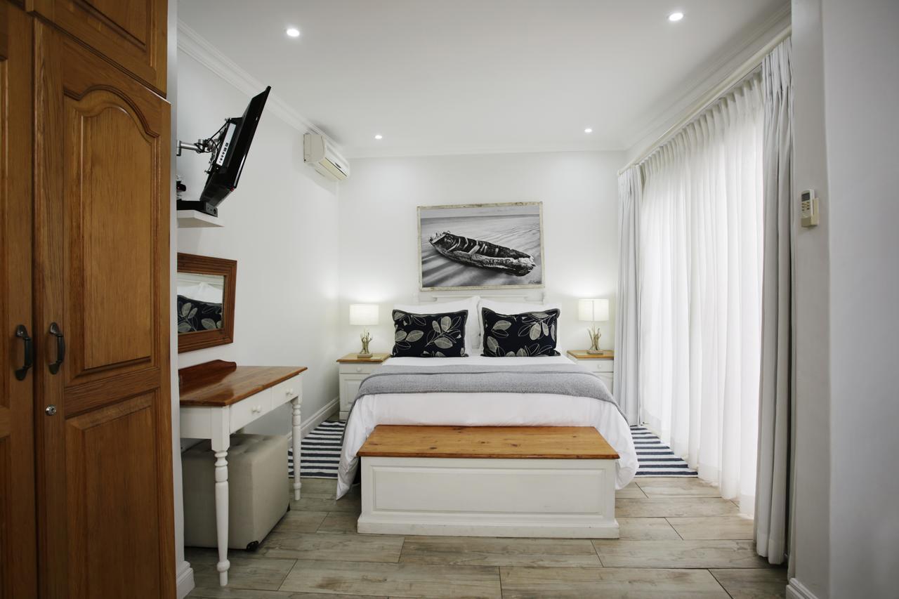 Ocean Hideaway Bed And Breakfast อมันซิมโทที ภายนอก รูปภาพ
